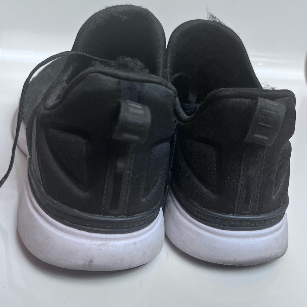 Apl Black Techloom Tracer Shoe Size 8 - image 8